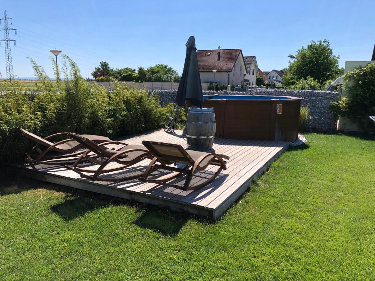 Das Haus In Jois Luaran gambar